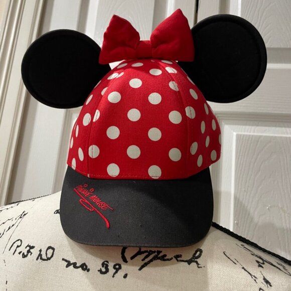 Disneyland MINNIE MOUSE BASBALL CAP POLKA DOOTS BOW KAWAII HAT RED BLACK - Picture 10 of 10